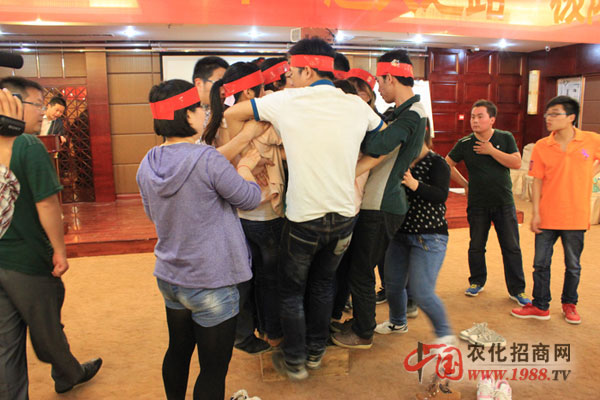 風雨同舟,全力以赴