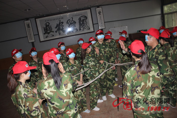 ��ä�ˡ��@���h(hu��n)��(ji��)׌�҂���������һ���F(tu��n)꠮�(d��ng)������Ҫ��һ���õ��I(l��ng)��(d��o)ȥ���I(l��ng)�����F(tu��n)�