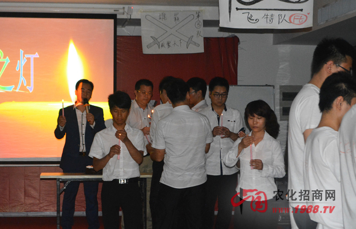 論培養(yǎng)團隊精神和人脈