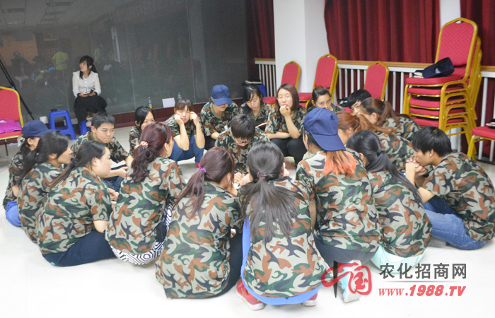 �𱬾W(w��ng)�j��չӖ��֮���L��ͬ�ۡ�