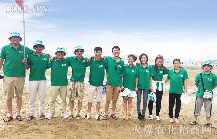 擁抱大海 揚(yáng)帆起航