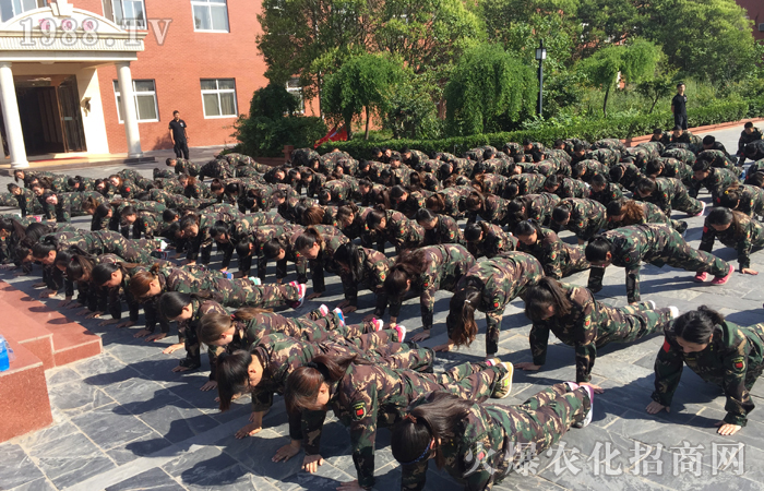 克服恐懼、改變自己、感恩身邊每個(gè)人