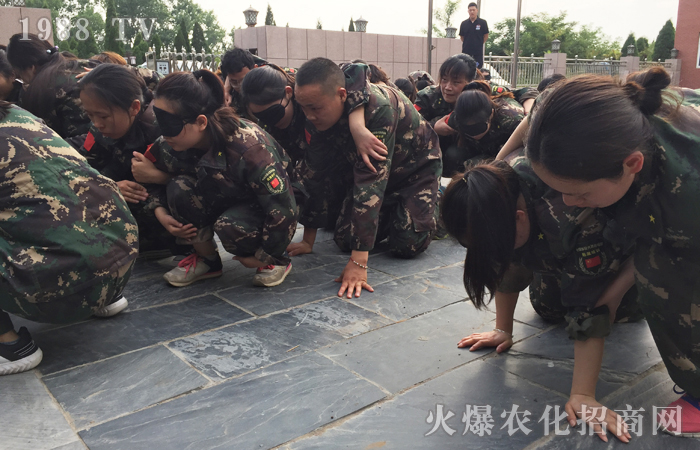 ���l(f��)�������ɾ͏�(qi��ng)����Լ�