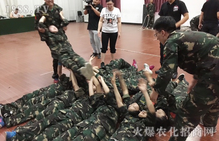 ԽŬ����Խ���\(y��n)���J(r��n)�R������������L