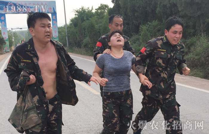 ĥ���ף������l��ͻ����������o����