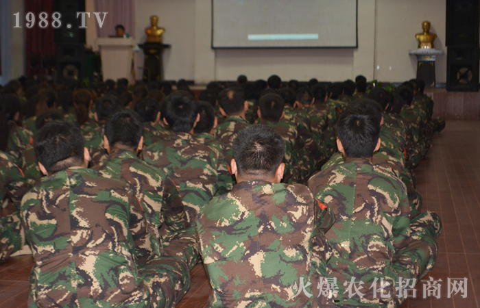 堅持,為而戰(zhàn)