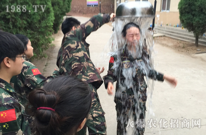 ˺����(bi��o)��������ȥ�������ܳɾ͸��õ��Լ���