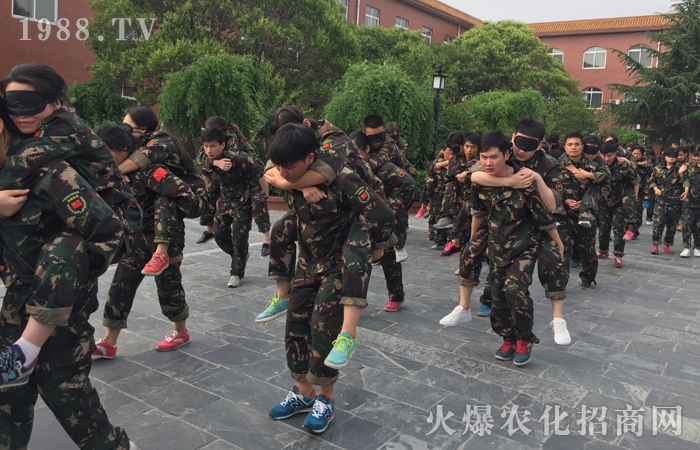 ���ӳ�����׷�����еĉ���