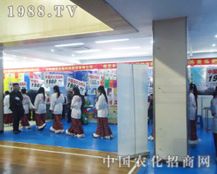 �r(n��ng)�����̾W(w��ng)�đ�(zh��n)ʿ���������w���¸��_��ǰ�M��·