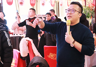 �𱬾W(w��ng)ȫ�w�T���R��һ�ù���ʢ����