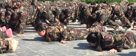 һ�˷��eȫ�w���P���@���ǈF꠾�����