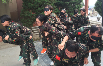 �B��ƴ������Խ������