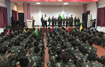 �F꠱�ƴ�����µ�ֻ���ǜIˮ�������z����