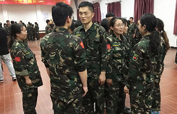 ���ڰl(f��)�F(xi��n)��߅������������߆݌��e�˵�ٝ����