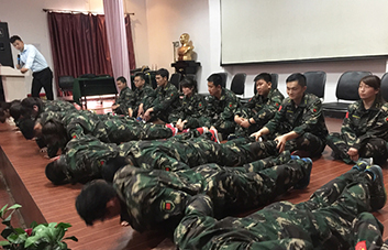 �FꠔU������Ƹ�T��Ҫ���������Y����