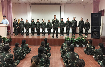 ë�����]���I���x���������I����؟���c���ᣡ