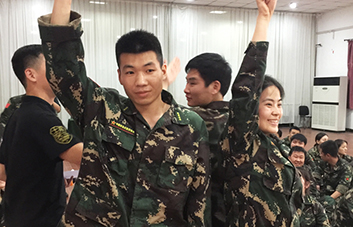 �\�I�ᢷ��ɛQ��ǧ��������ؠ��������A������